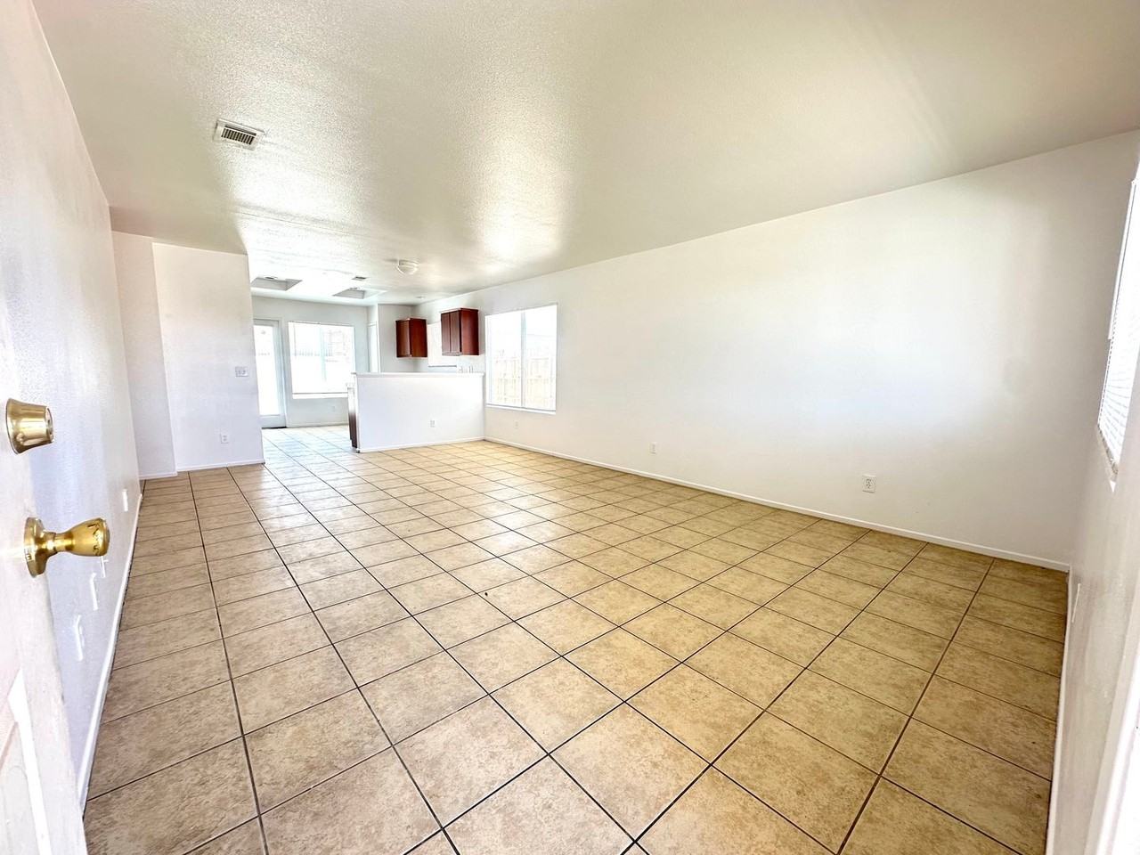 5930 Regino Ave - Photo 2 of 29