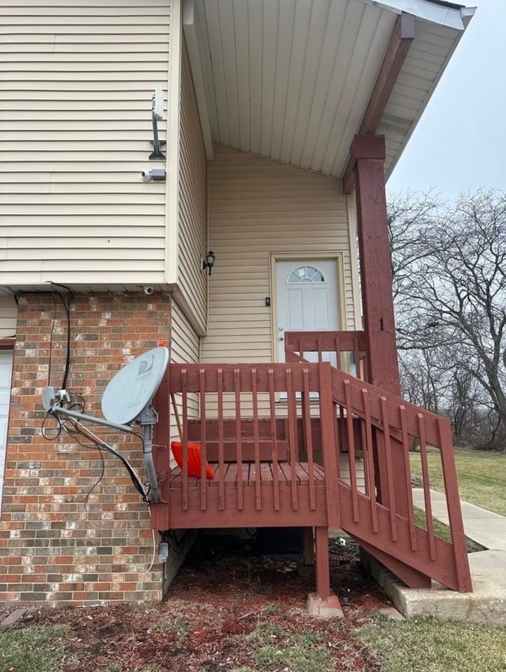 711 Driftwood Ct - Photo 5 of 11