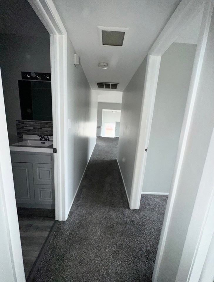 711 Driftwood Ct - Photo 6 of 11