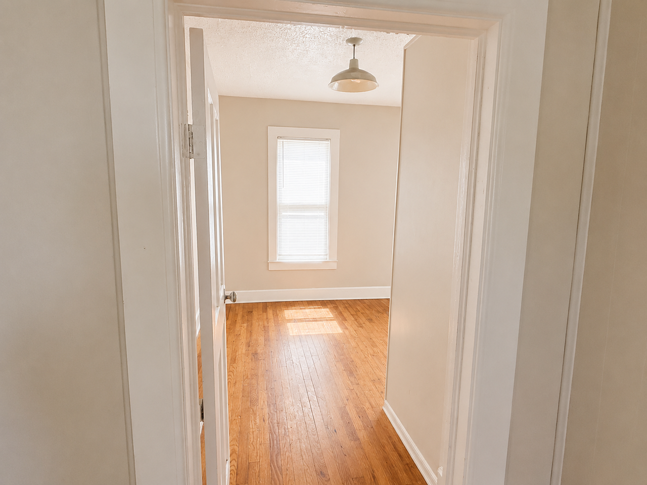 17 Poplar Ave - Photo 5 of 12
