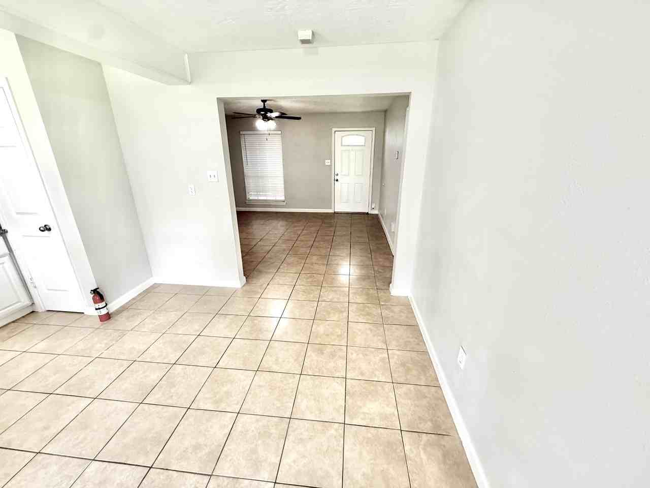16814 David Glen Dr #14929392 - Photo 7 of 10