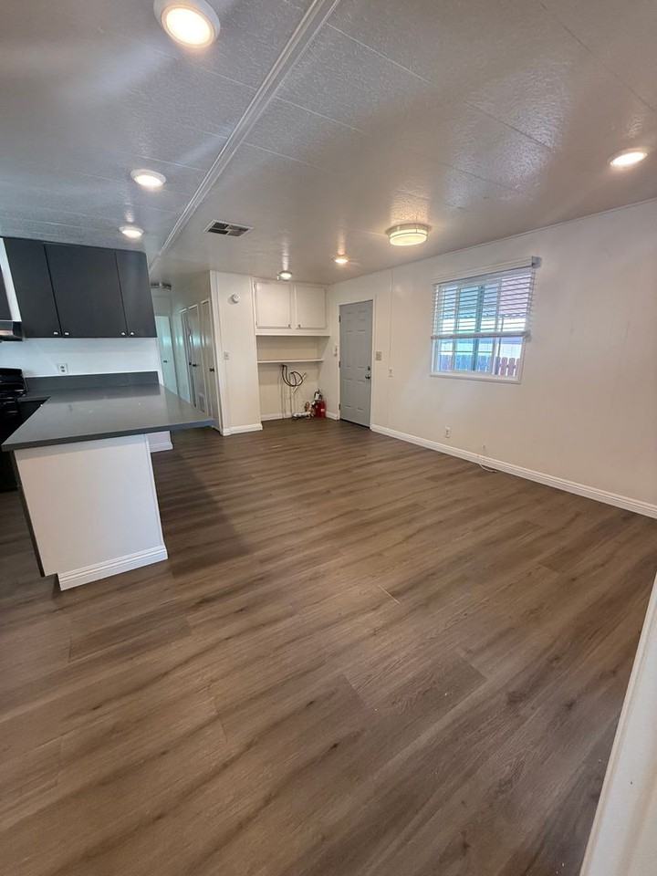 Westwind - Photo 3 of 16