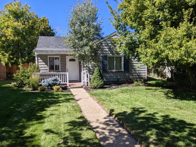 3425 Ash St - Photo 3 of 12