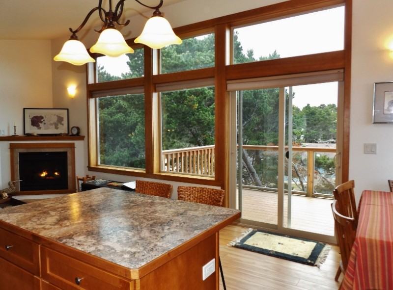 2921 Nw Bayshore Loop - Photo 4 of 28