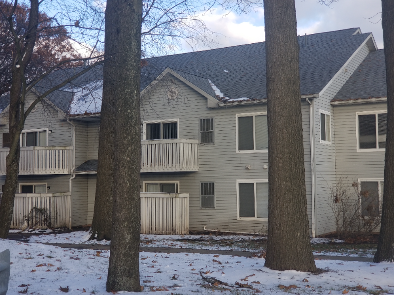 875 Clyde Ave #G - Photo 2 of 12