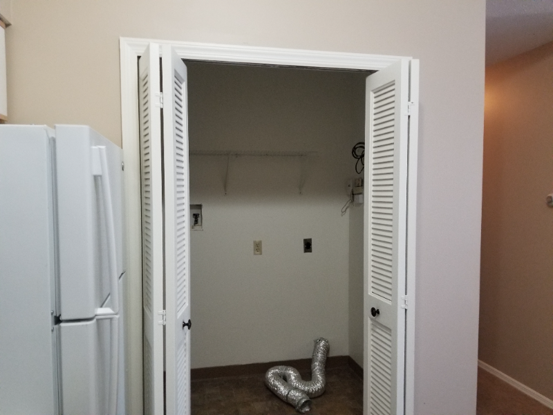 875 Clyde Ave #G - Photo 7 of 12