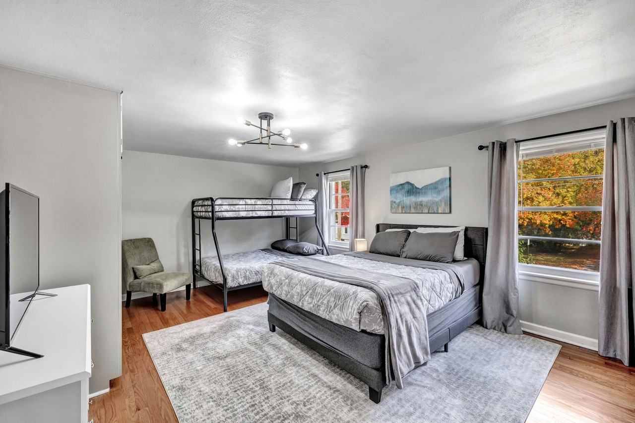 712 Grignon St - Photo 3 of 20
