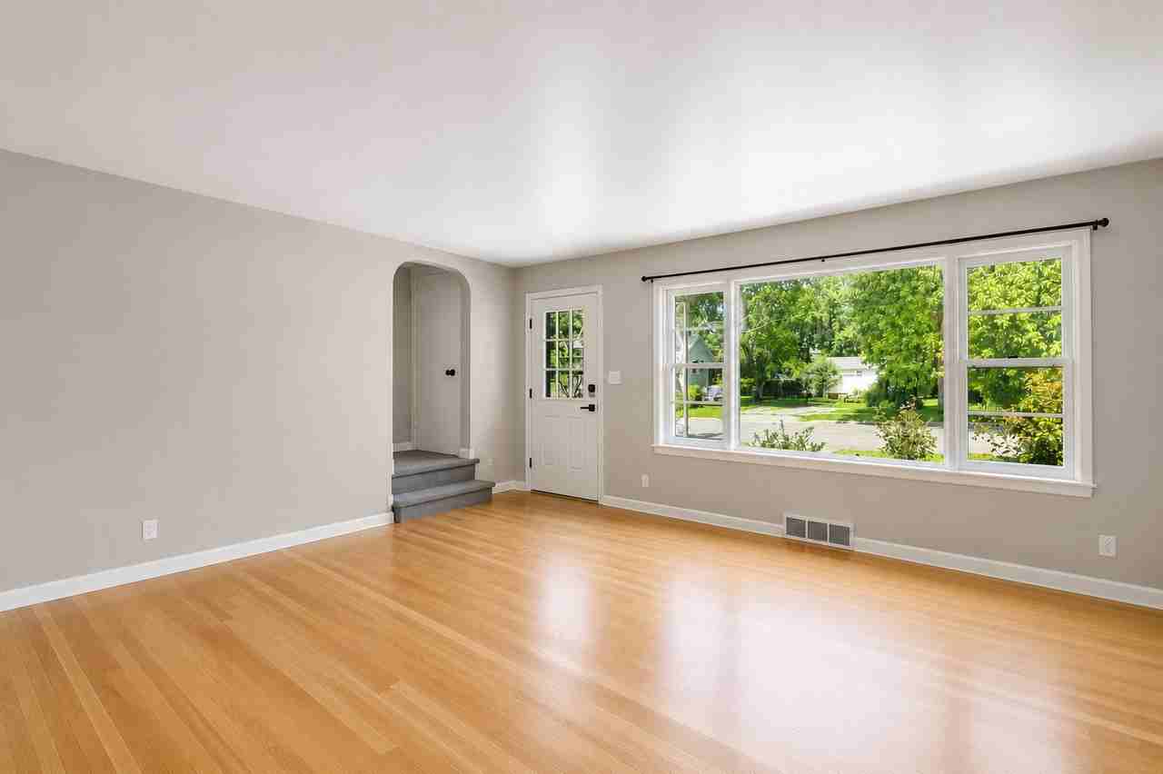 710 Grignon St #TH1 - Photo 3 of 20