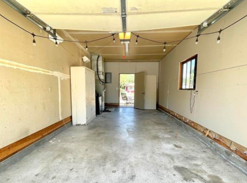 9468 W Edna St - Photo 7 of 8