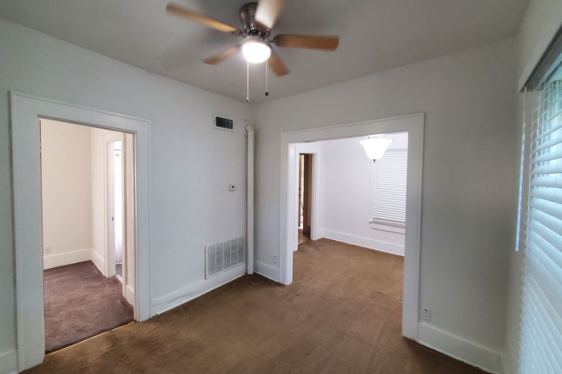 1706 N Jefferson St - Photo 6 of 18