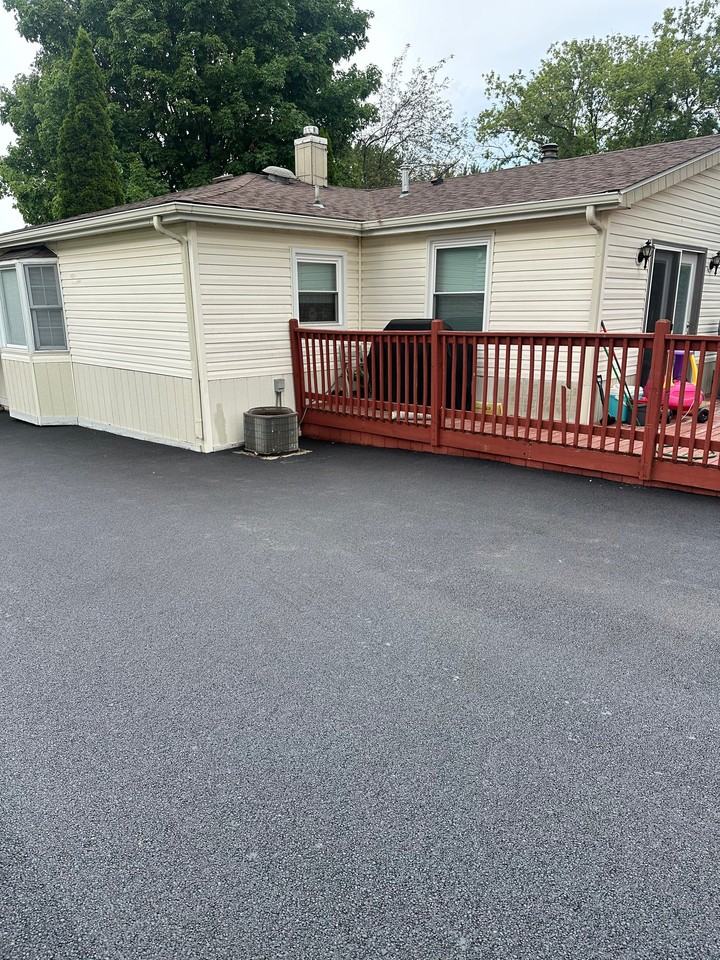1408 Washington St - Photo 3 of 10