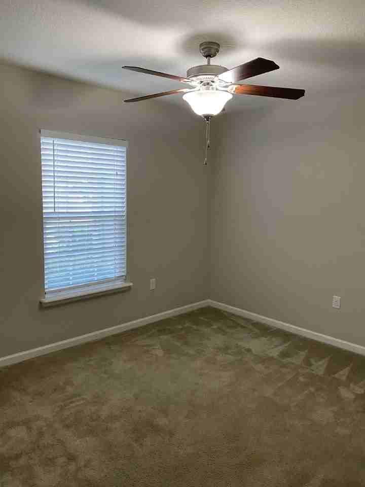 7400 Benes Trl - Photo 3 of 50