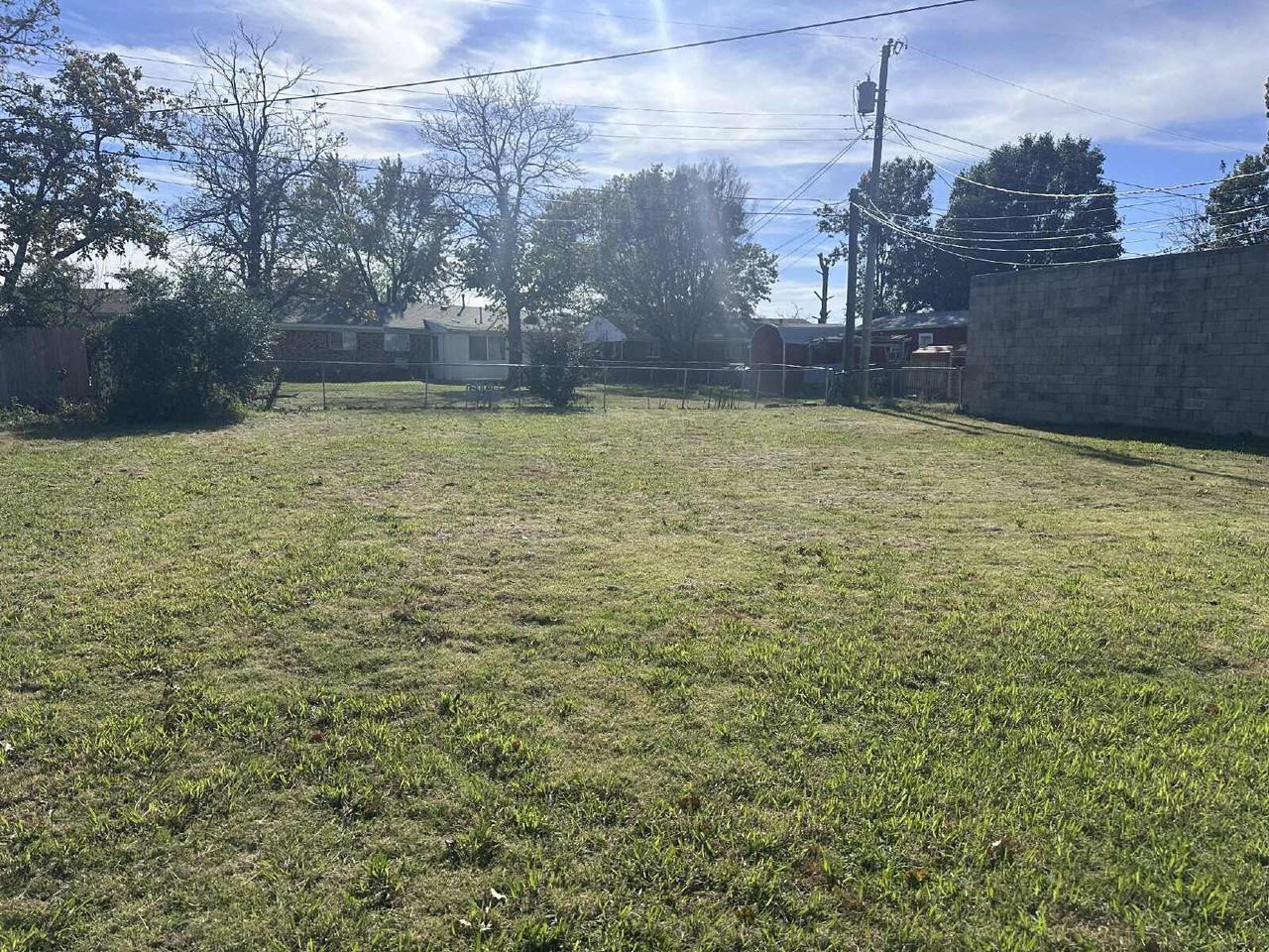 8830 E Admiral Blvd #A - Photo 3 of 8