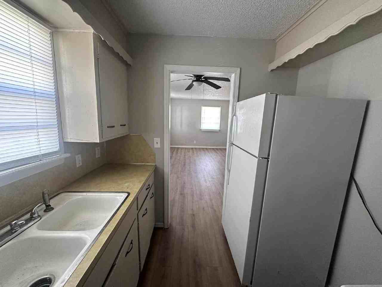 8830 E Admiral Blvd #A - Photo 5 of 8