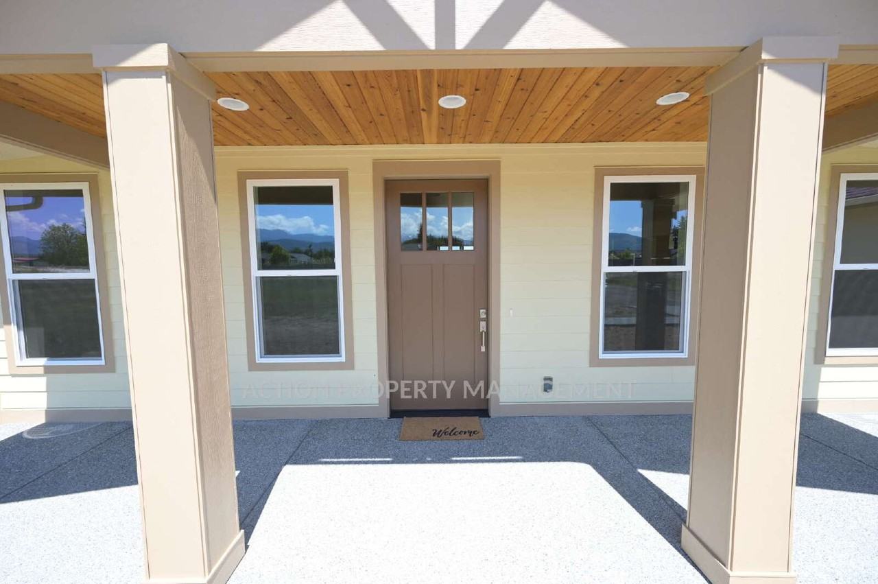 114 Turner Pl - Photo 3 of 25