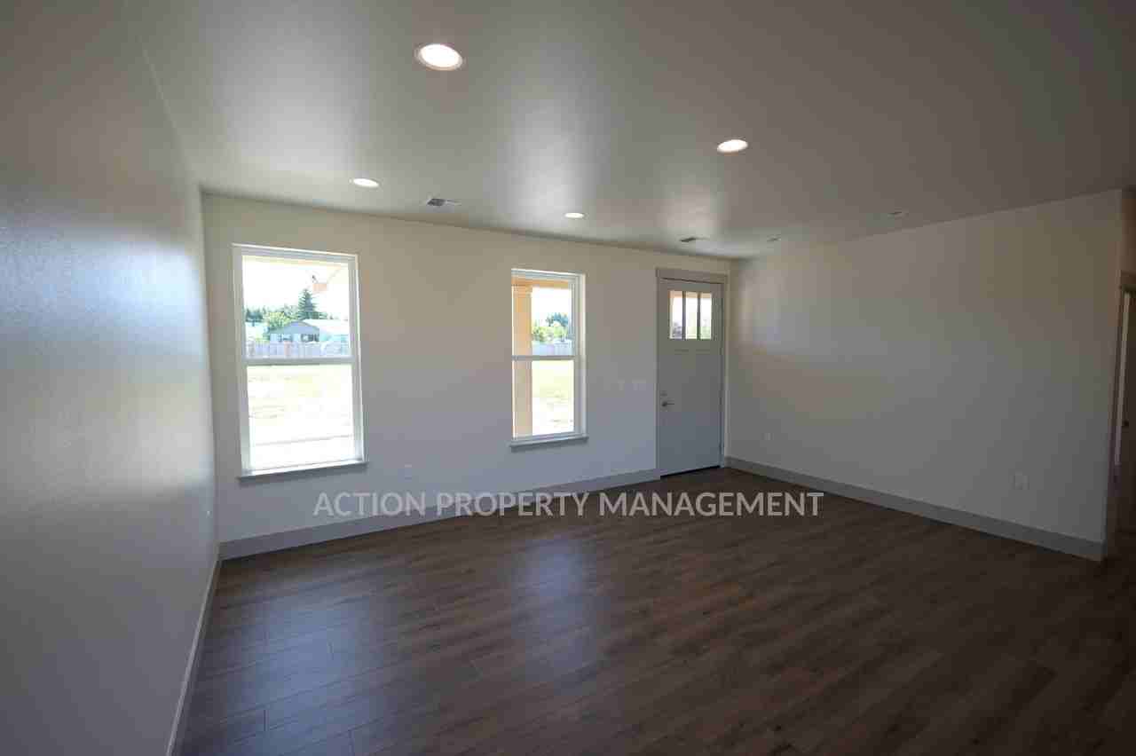 114 Turner Pl - Photo 6 of 25