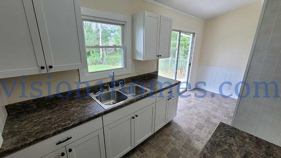 1605 Karen Ave - Photo 3 of 13