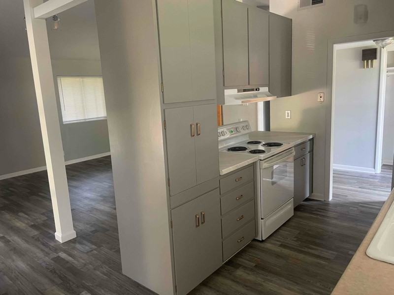 21 E 15th St - Photo 5 of 13