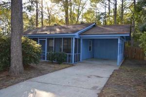 featured image of 1010 Pineland Ave