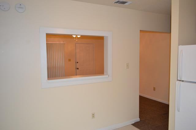 1010 Pineland Ave - Photo 5 of 16