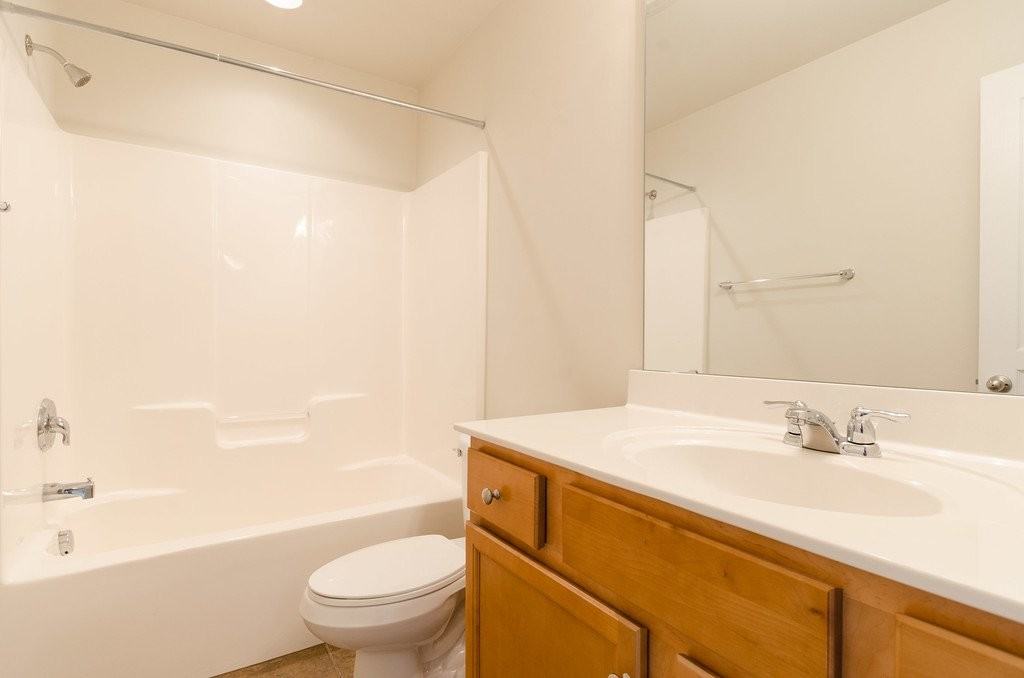 412 River Park Rd - Photo 3 of 33