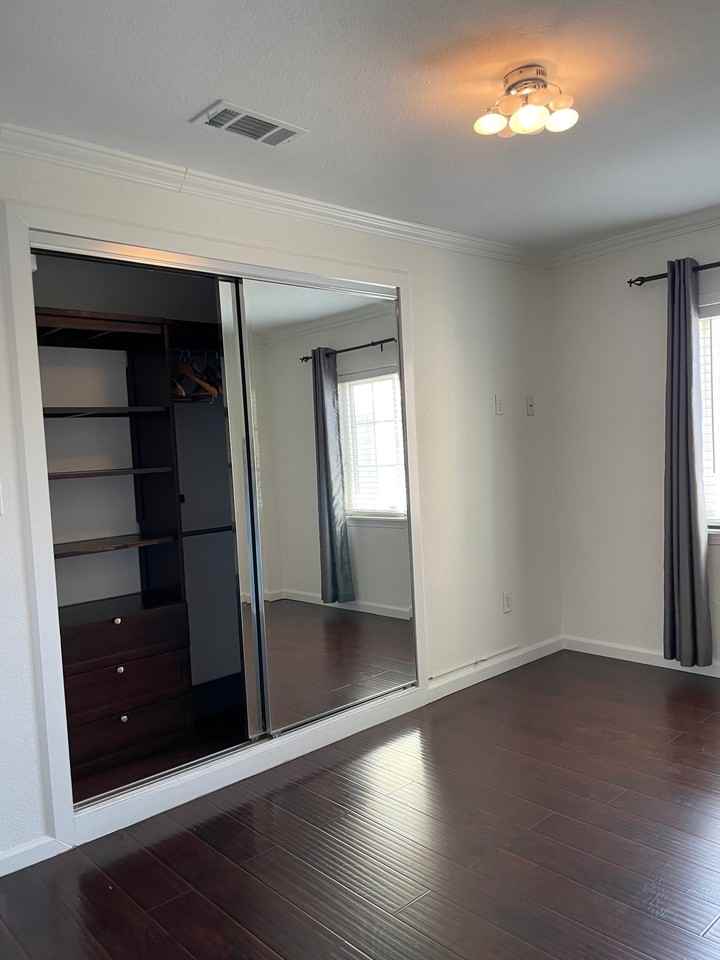 64 Schuyler Ave - Photo 3 of 5