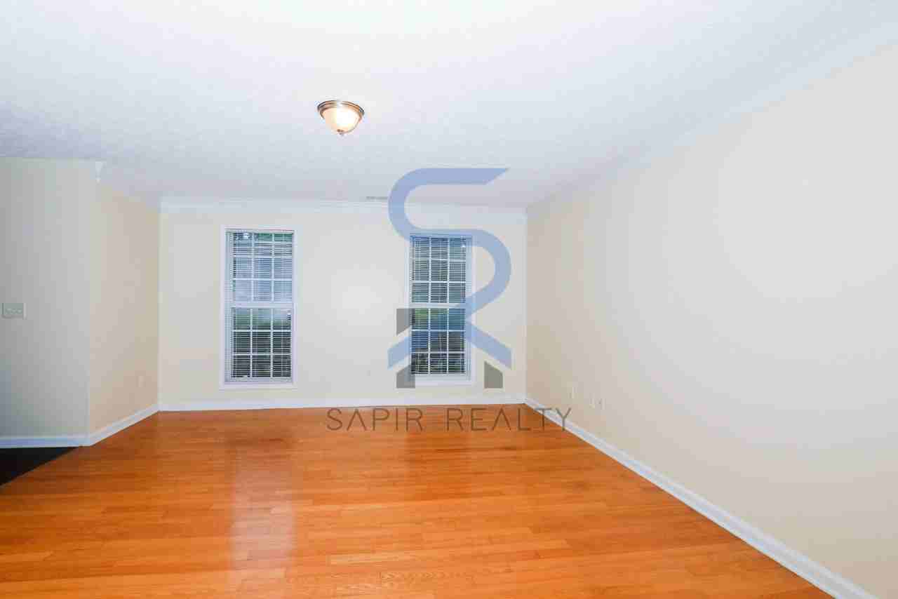 9036 Ashton Rd - Photo 2 of 20