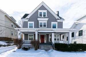 featured image of 1108 Madison St #2W