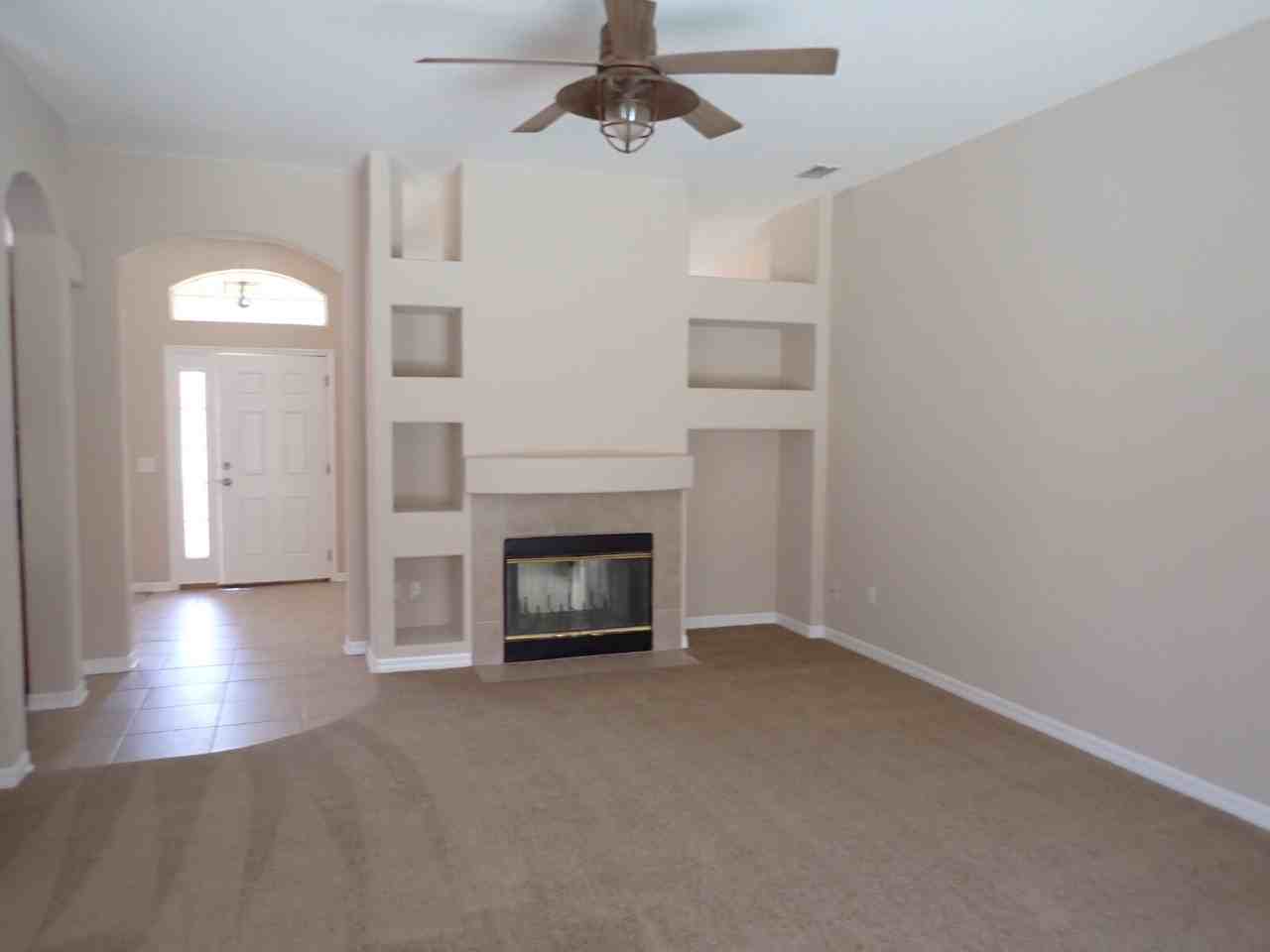 132 Berkshire Ln - Photo 7 of 37