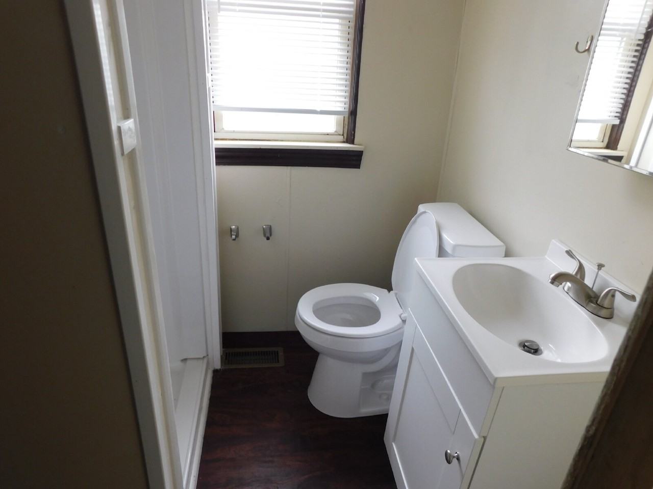 186 Hubbard St #2 - Photo 7 of 7