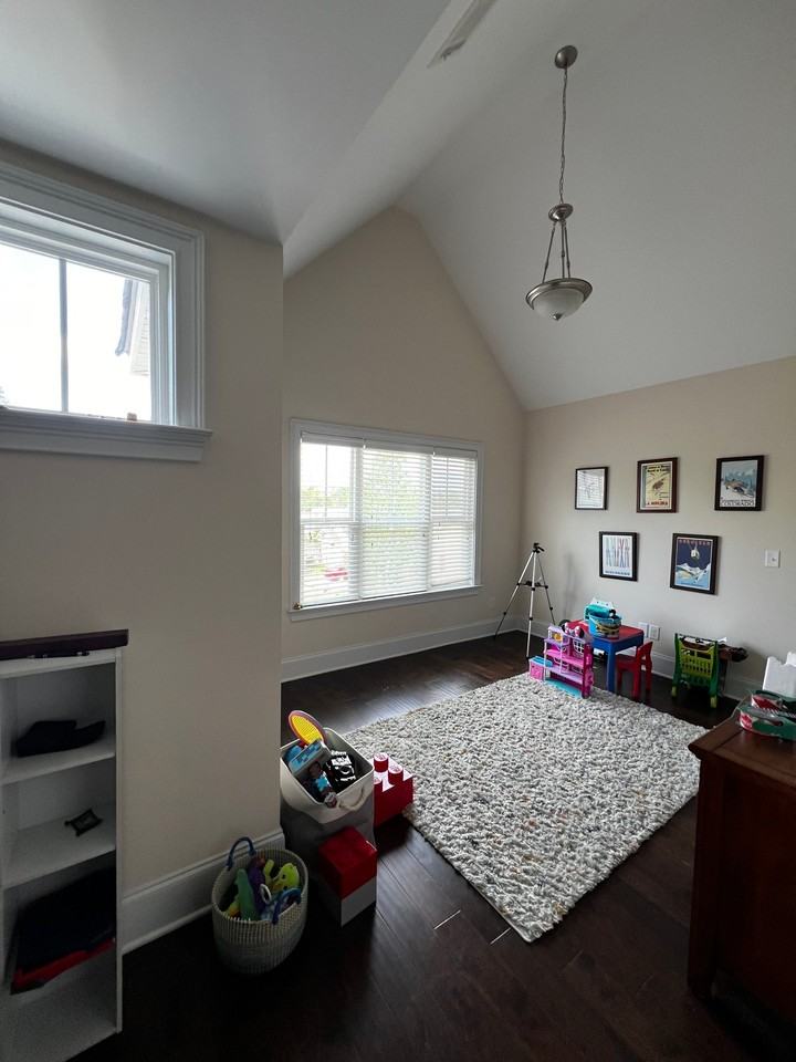 1729 Edenburg Way - Photo 5 of 10