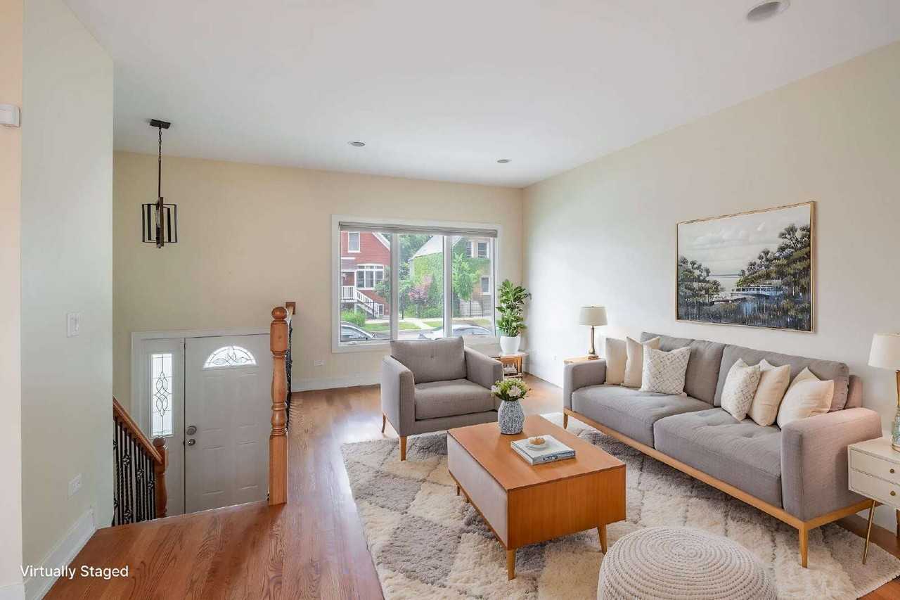 1110 N Christiana Ave - Photo 3 of 40