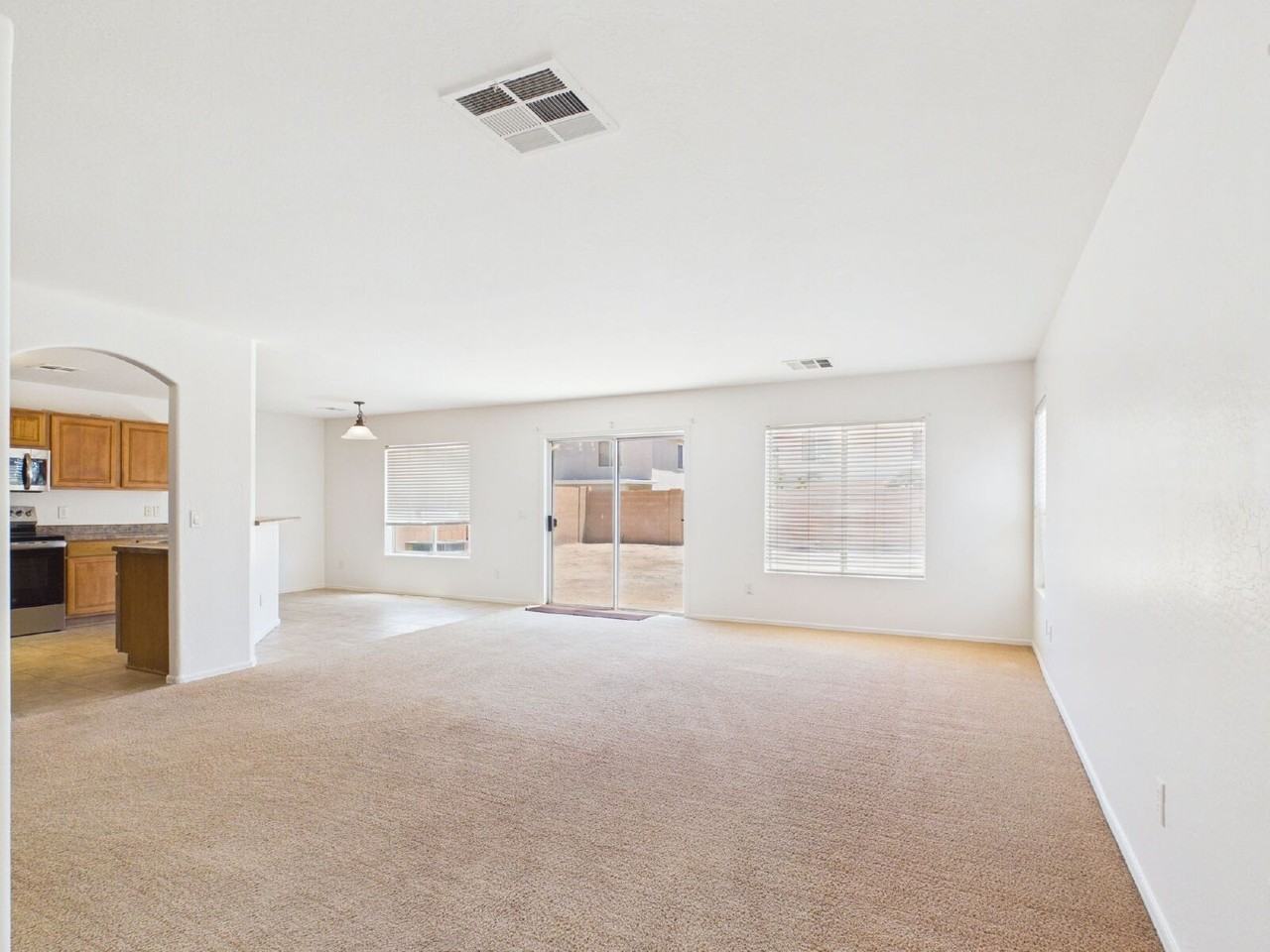 1661 W Harding Ave - Photo 4 of 27