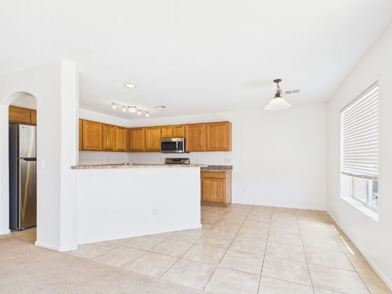 1661 W Harding Ave - Photo 7 of 27