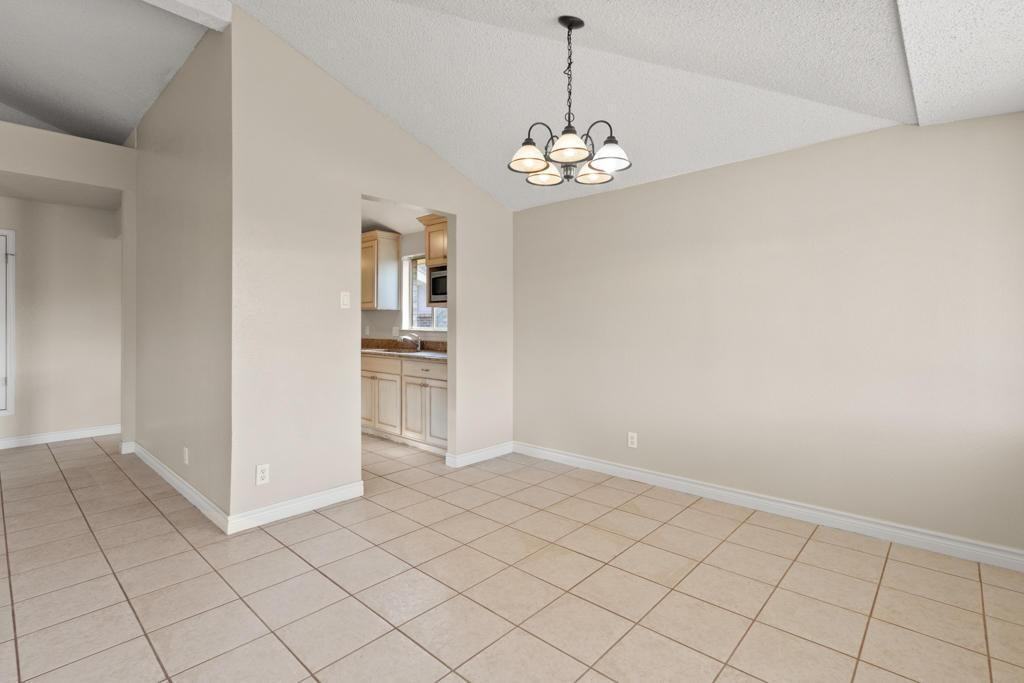 926 Agua Caliente Dr - Photo 6 of 17