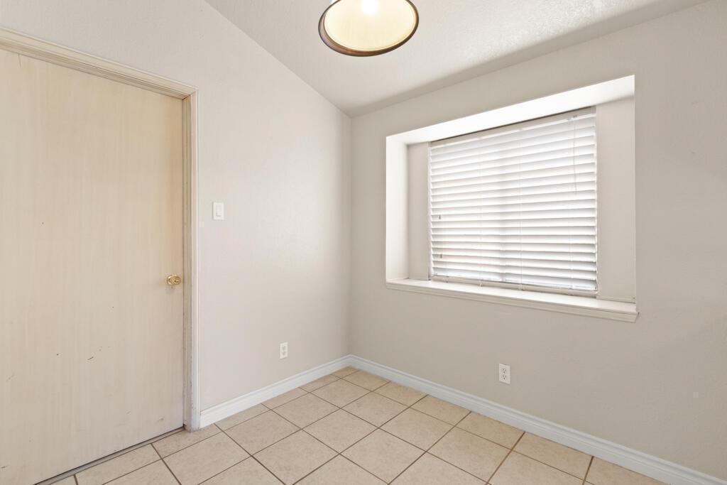 926 Agua Caliente Dr - Photo 7 of 17