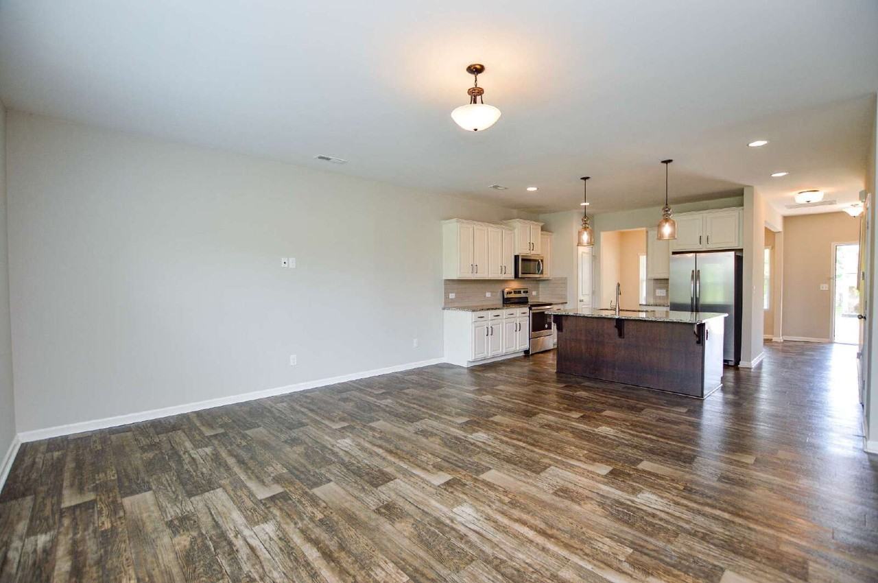 730 Gants Rd - Photo 5 of 31