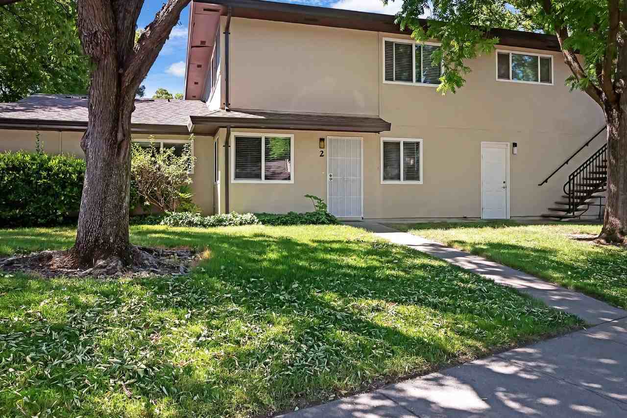 2731 Bidwell St - Photo 2 of 18
