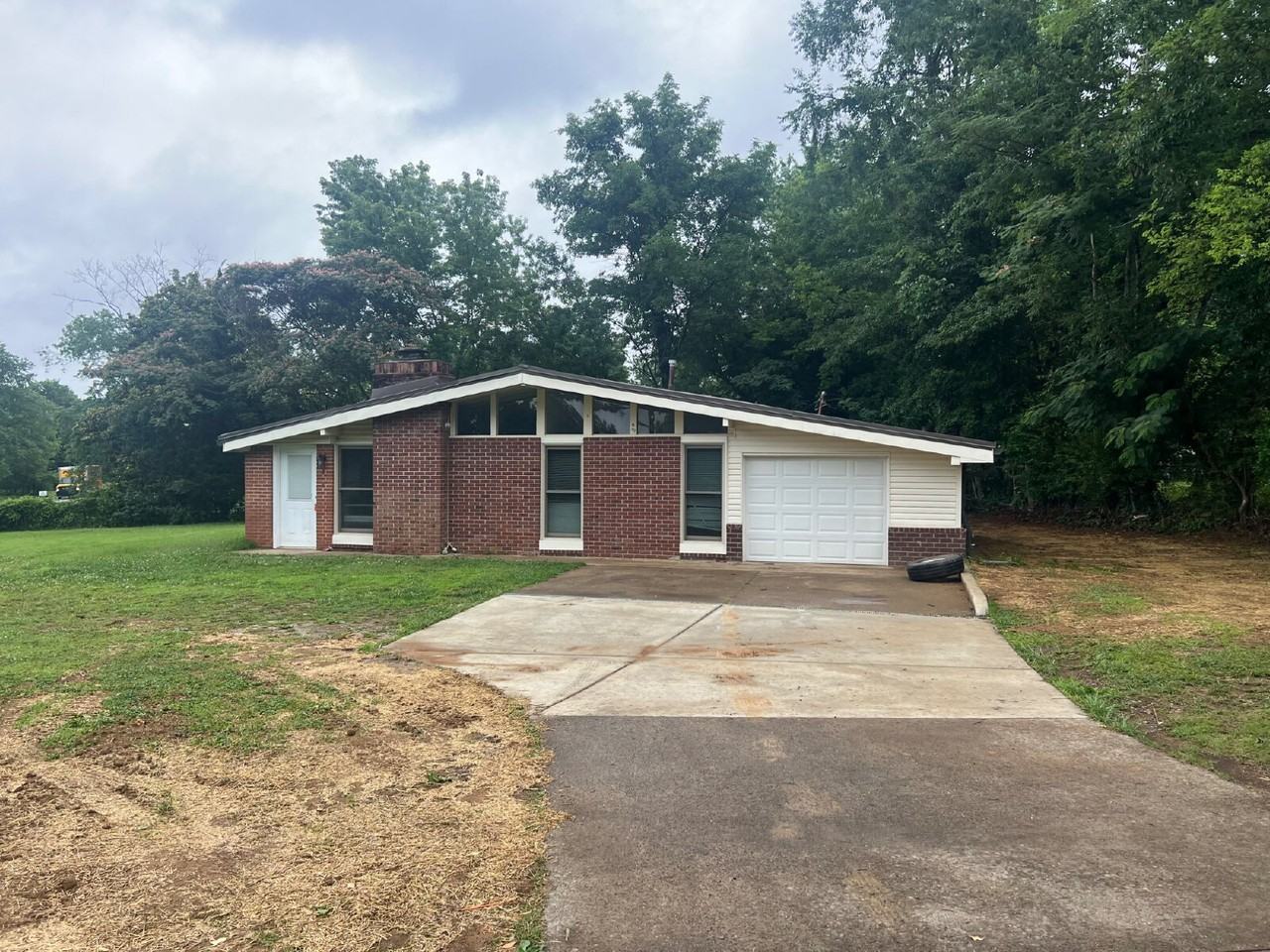 7 Concord Dr