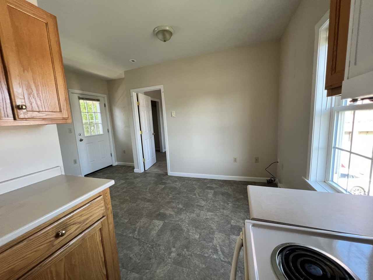24 Mount Pleasant Ave #2 - Photo 4 of 6