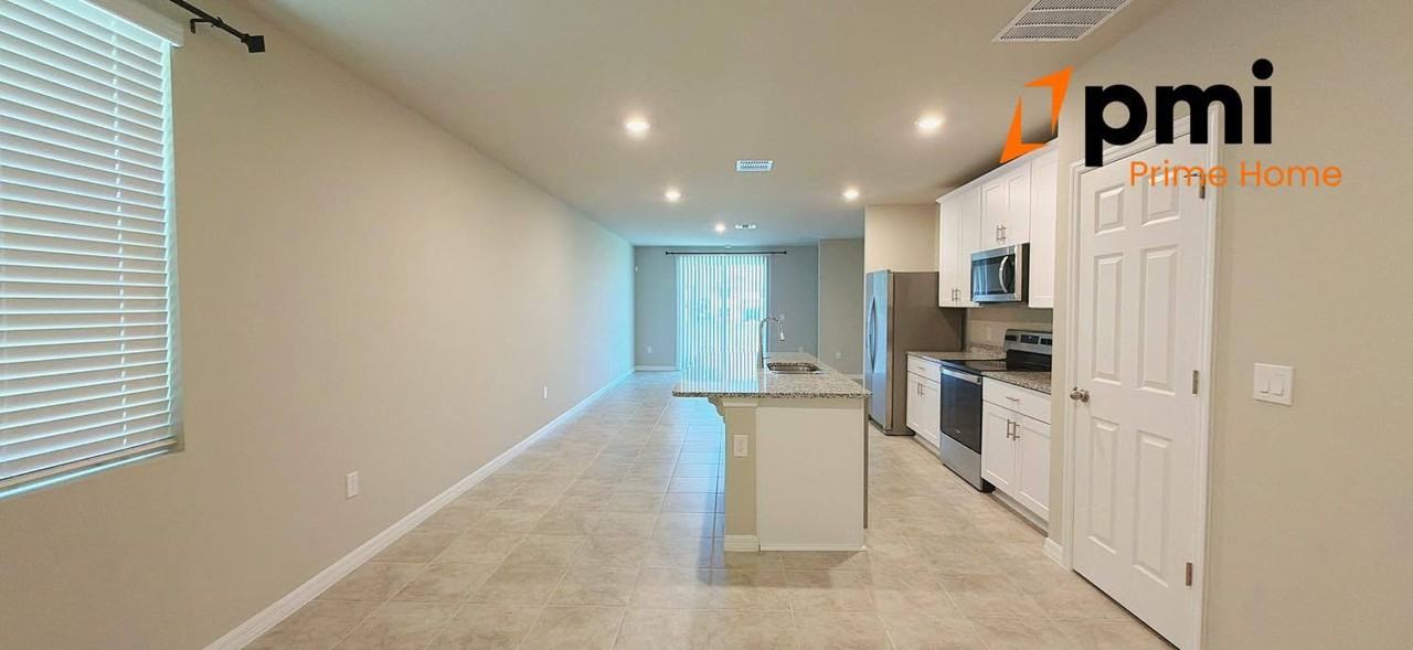 862 Rivers Crossing St - Photo 5 of 36