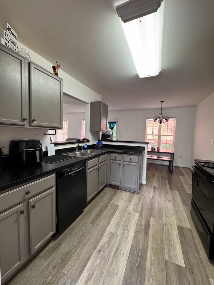 134 Lacey Ln - Photo 5 of 15