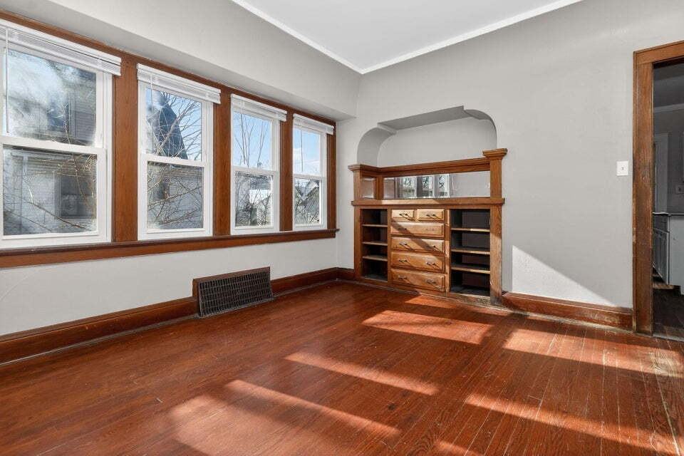 5331 N 37th St - Photo 5 of 18
