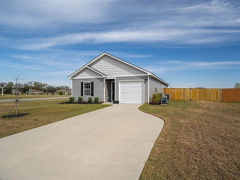 1843 Wildhorse Dr - Photo 2 of 25