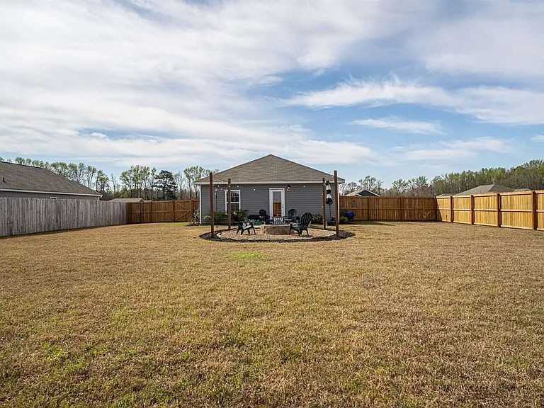 1843 Wildhorse Dr - Photo 6 of 25