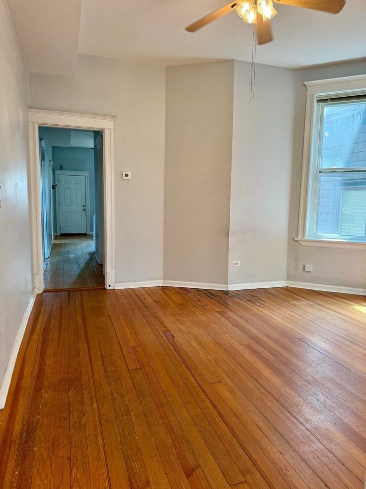 1833 N Sawyer Ave #1 - Photo 6 of 9