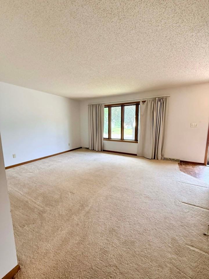 7378 146th Way W - Photo 2 of 20