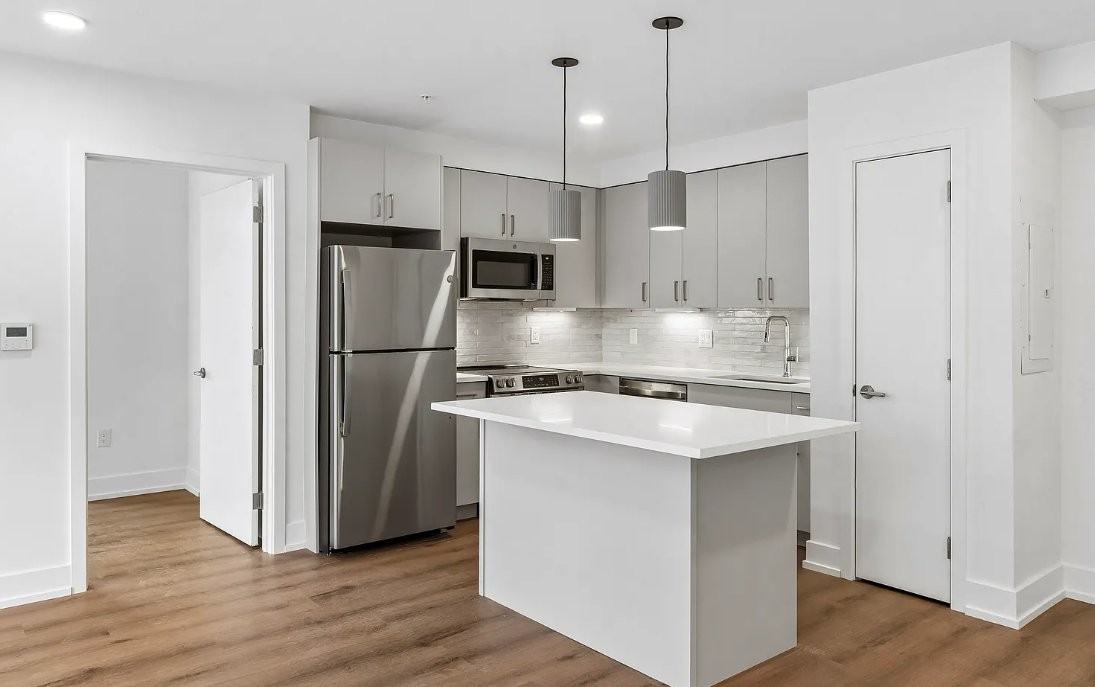 1813 N Howard St - Photo 7 of 18