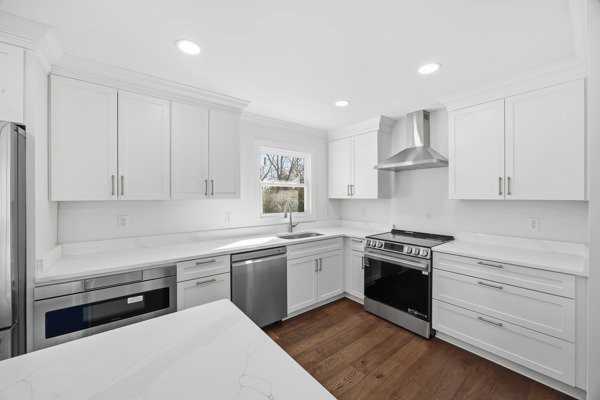 294 Idle Hour Dr - Photo 3 of 10