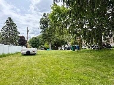 11 Lasallette Rd - Photo 3 of 5